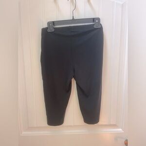 Gap knee Length pants
